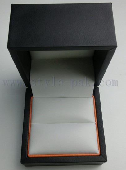 Plastic box SBX863