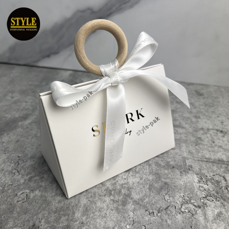 Triangle Paper Box/Foldable Paper Bag（ST421）Custom